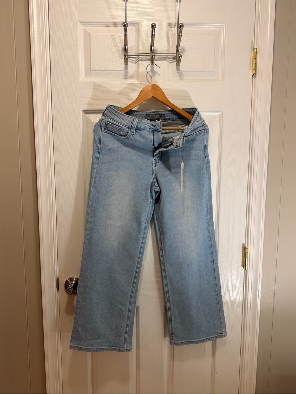 Just USA Light Wash Wide-Leg Jeans